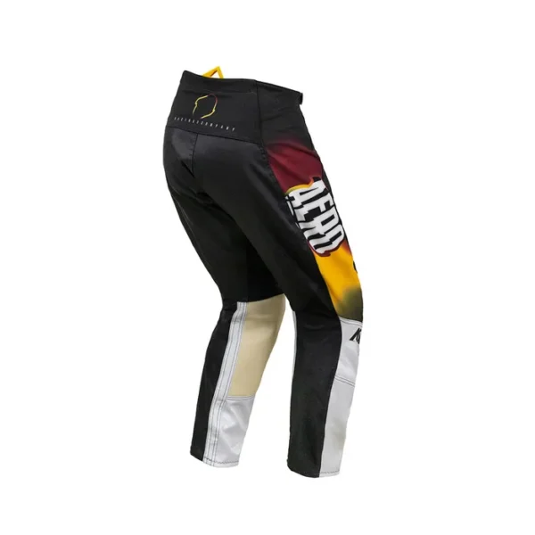 Alternative view of CALCA ASW PODIUM GHOST PRETO BRANCO 42